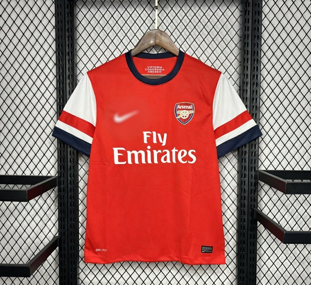 Arsenal 12-13 Retro Local