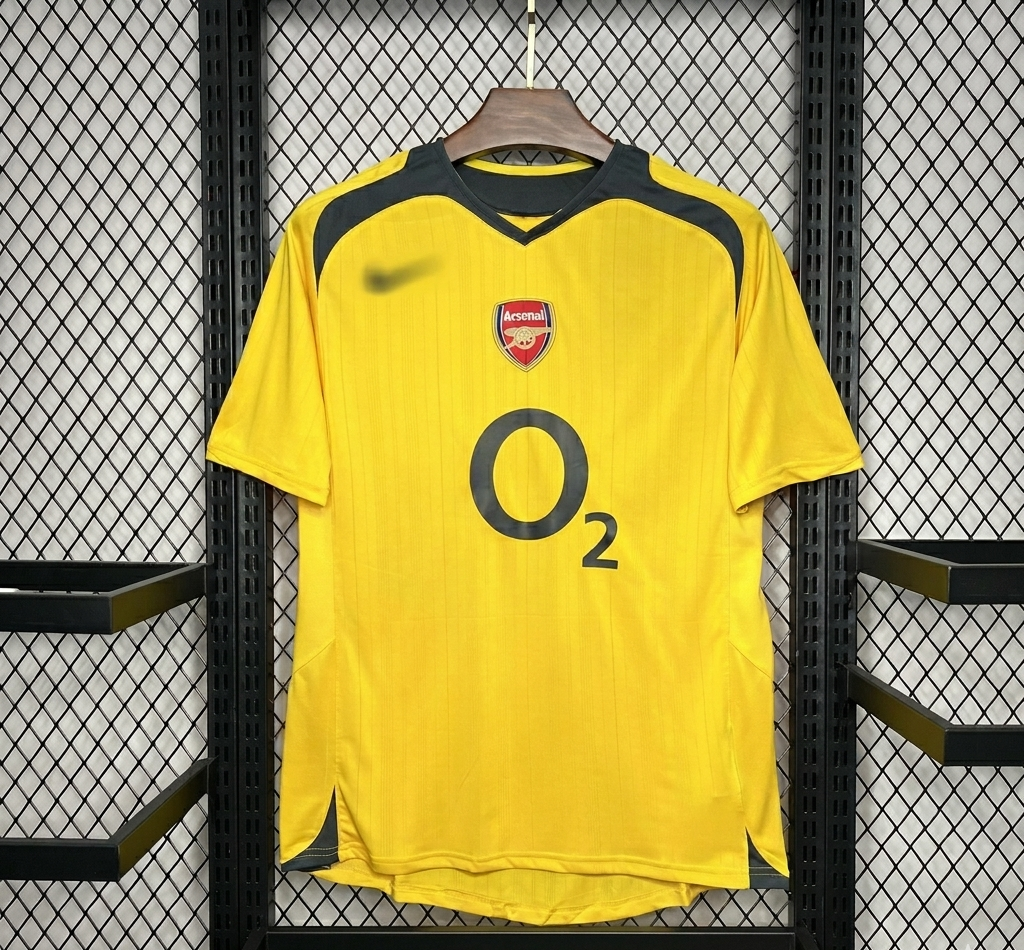 Arsenal 05-06 Retro Visitante