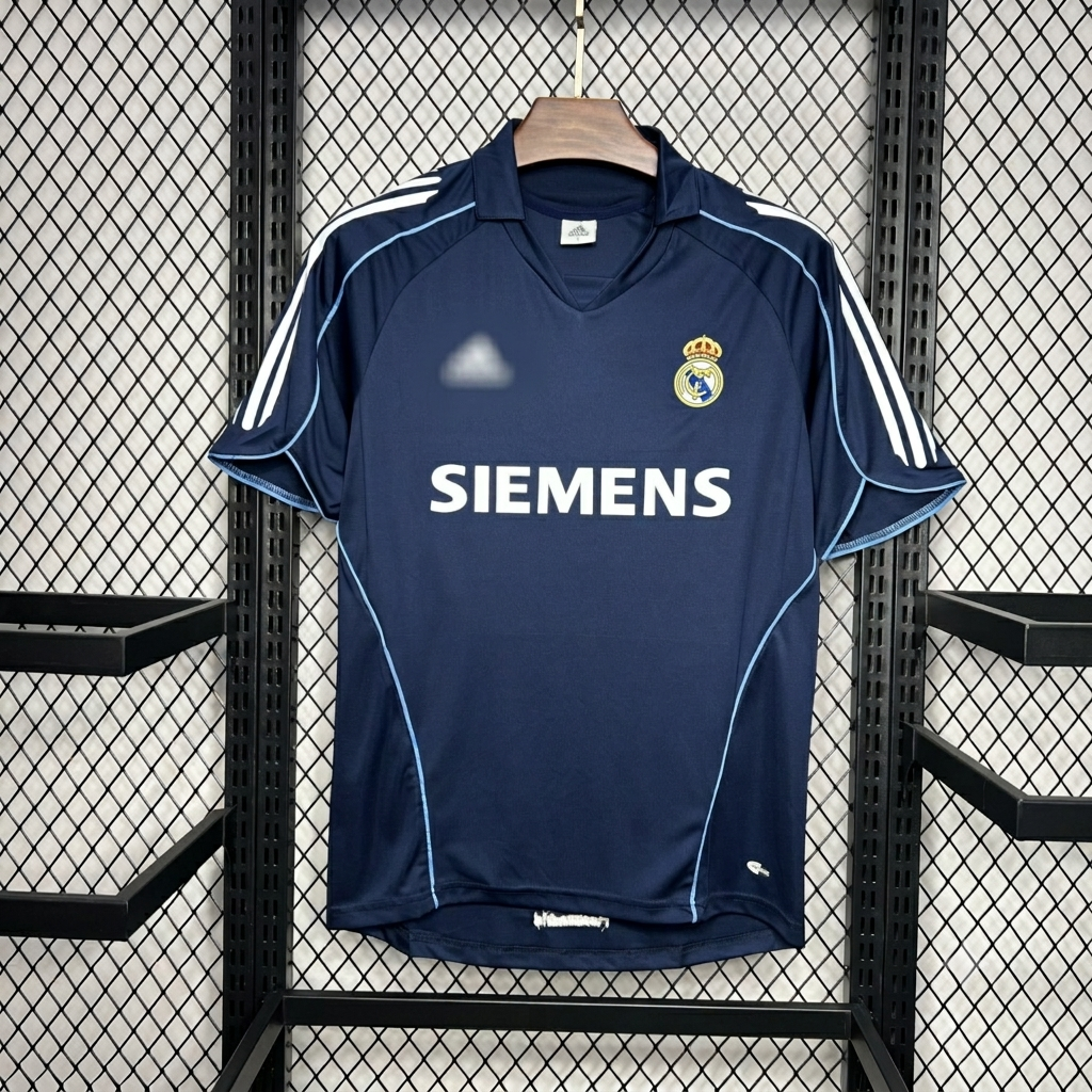 Real Madrid 05-06 Retro Visitante